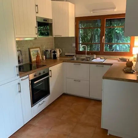 Refait A Neuf Semesterbostad Bois-le-Roi (Seine-et-Marne)
